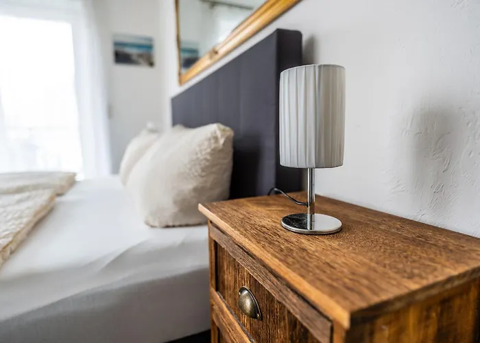 Claras Gartenblick * Schwerin (Mecklenburg-Vorpommern)